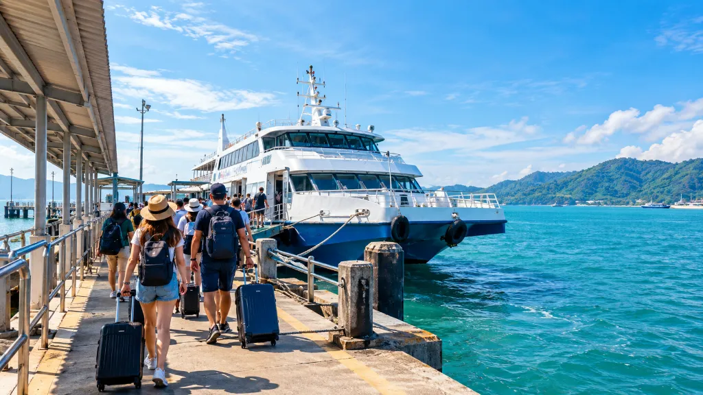Rassada Pier Phuket: Ferry Routes, Tickets & Travel Guide 2026–2027